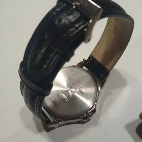 Mint Timex Submariner Diver Style with Day Window Black Leather Band - Picture 5 of 5